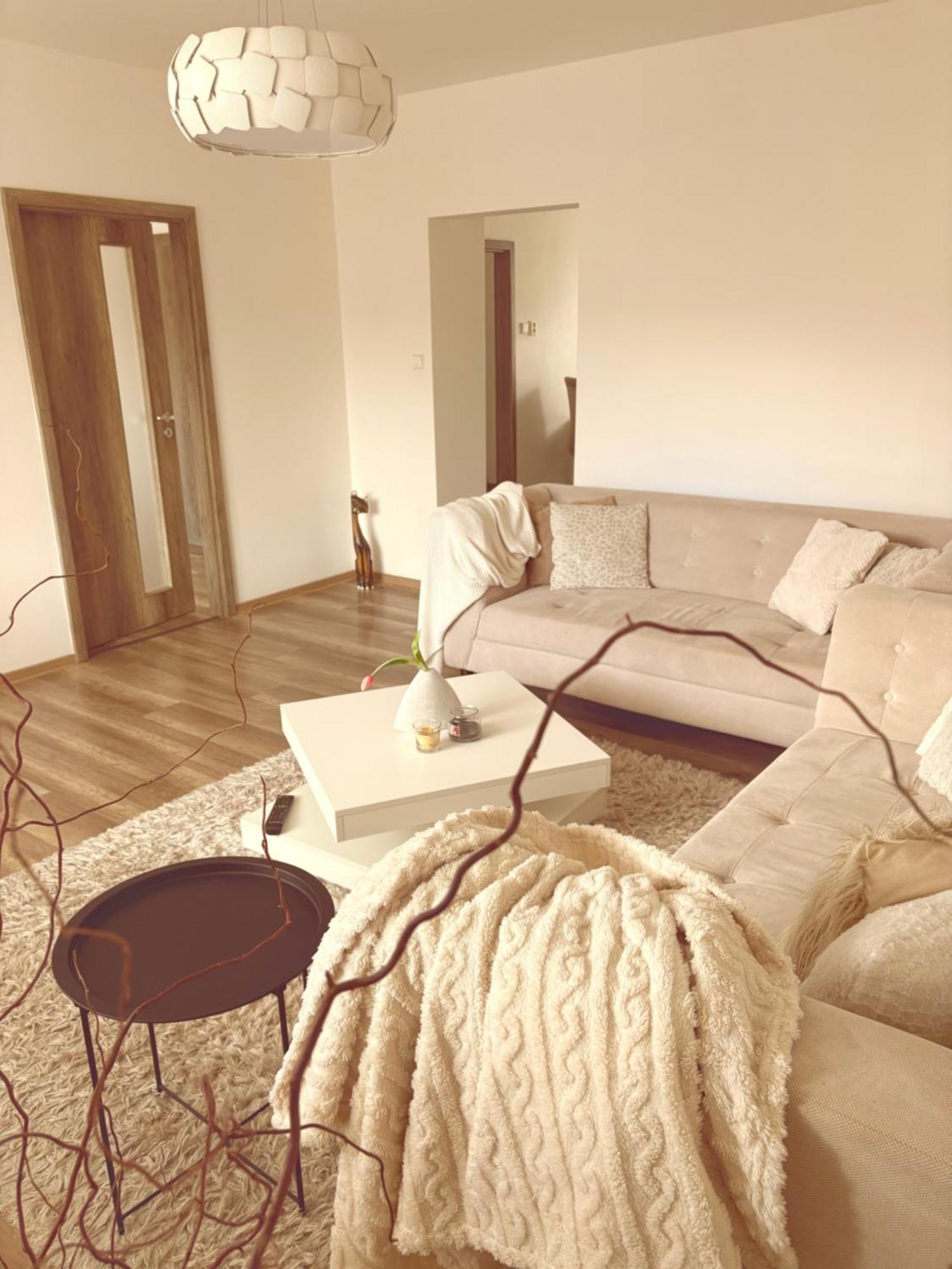 Trio Apartments اوسترافا المظهر الخارجي الصورة